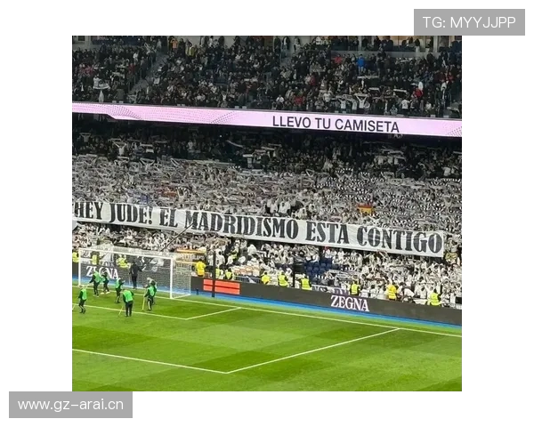 贝林厄姆社媒晒照热烈欢迎阿诺德加盟皇马与英格兰老乡共赴新挑战